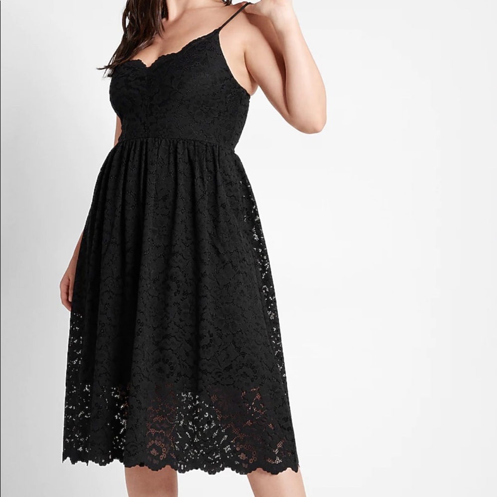 Express Lace V-Neck Midi Dress